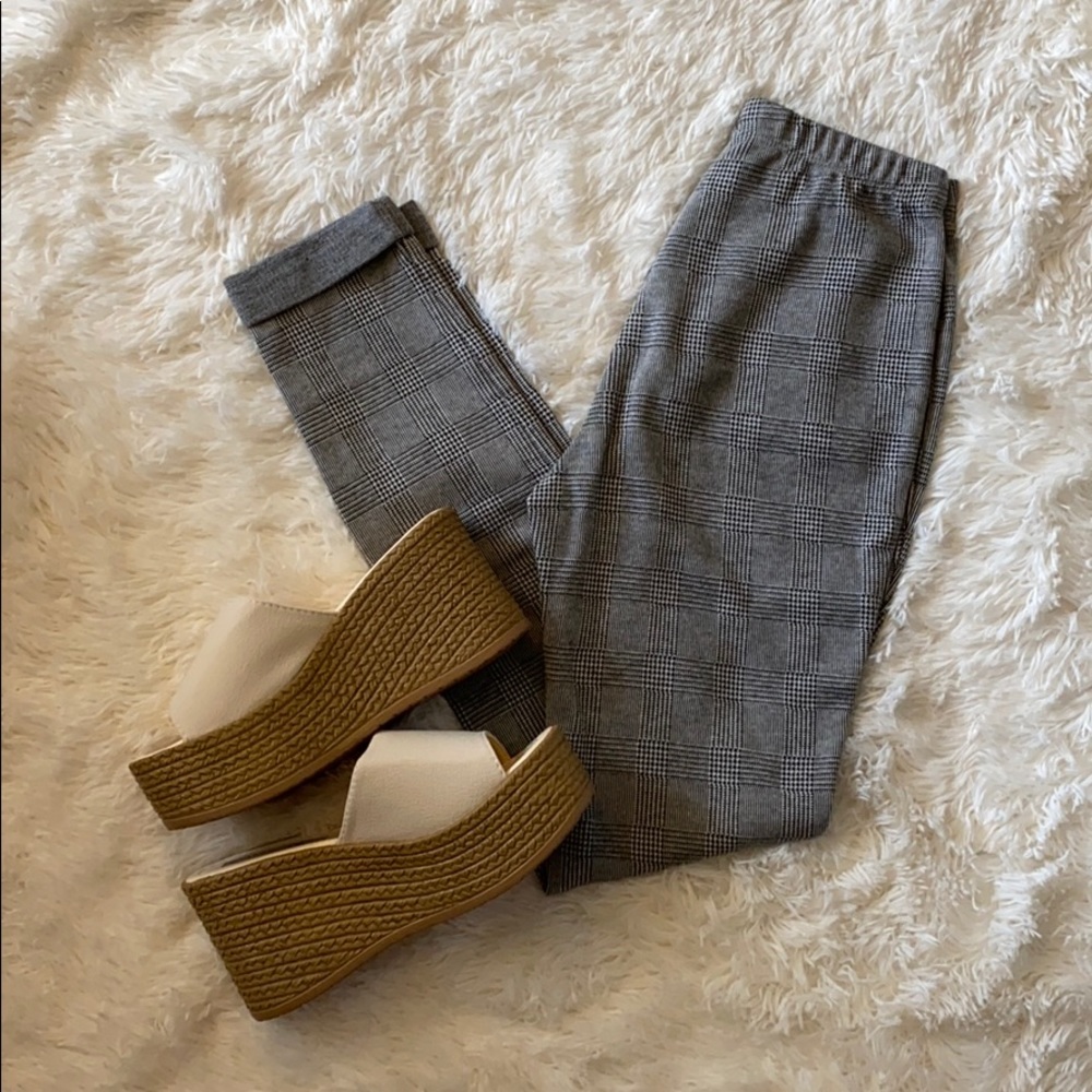 Checkered leggings